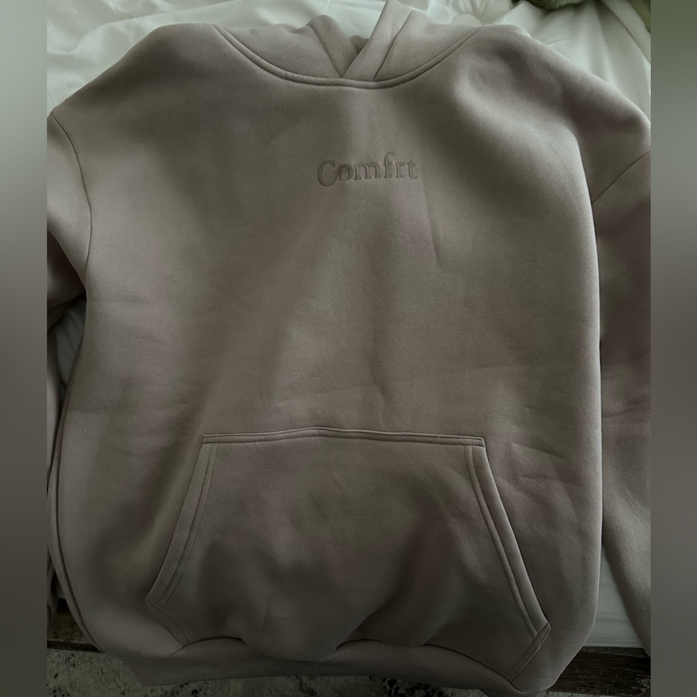 COMFRT Sweatshirt